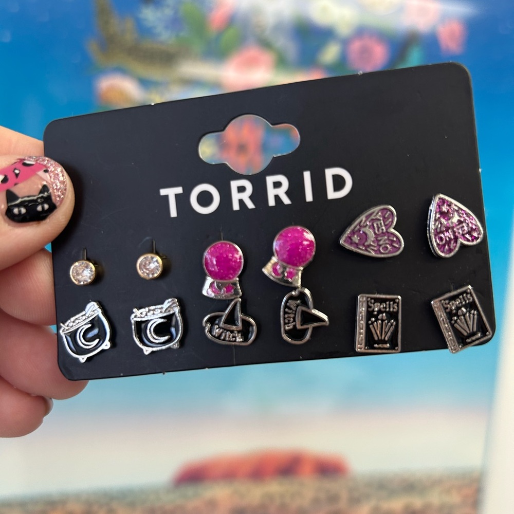 *NEW* 6 pair of earrings - Halloween -  Torrid